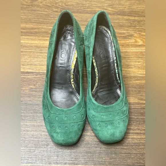 3/$30 Girotti Green Suede Women's Shoes with Snake Print Heel - Picture 10 of 10